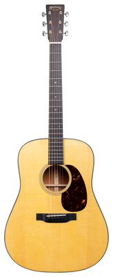 Martin Guitars - D-18