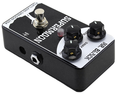 Mr. Black Pedals - Supermoon Modulated Reverb