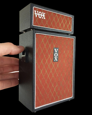 Axe Heaven - Mini Amp Vox Vintage Bass