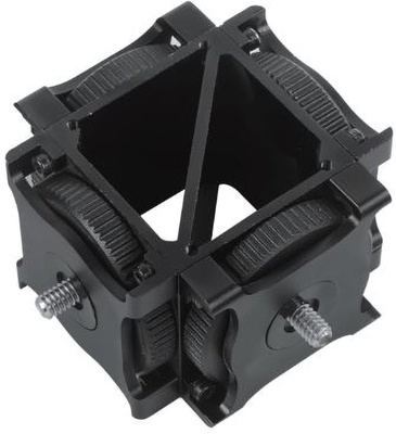 Stairville - The Tube 4-way Connector