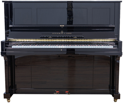 Steinway & Sons - Piano used Steinway & Sons - Piano used